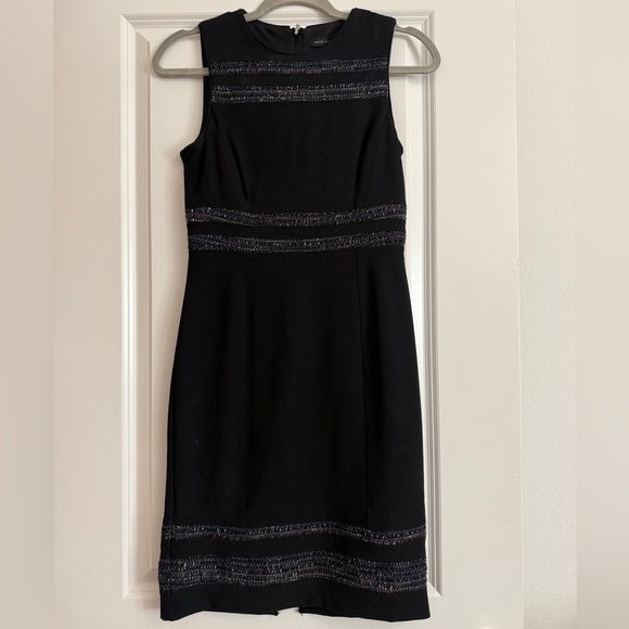 White House Black Market Dresses & Skirts - White House Black Market Sleeveless Black Tweed-Trim Sheath Dress